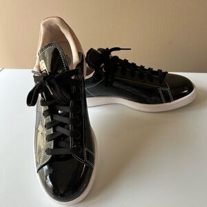 Adidas Women’s lace up sneakers black, white  and pink size 9.5